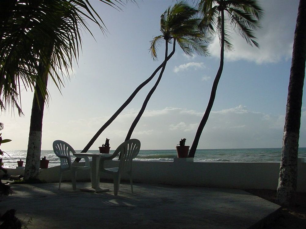 Caribe Playa Beach Hotel Patillas Exterior photo